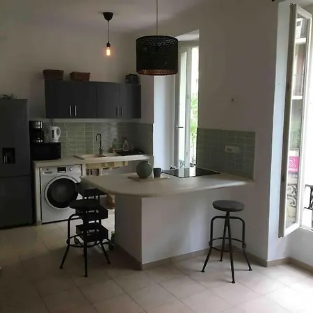 Terrasses Du Port 5 Mn, T2 Moderne Equipe 5 Couchages Marseille