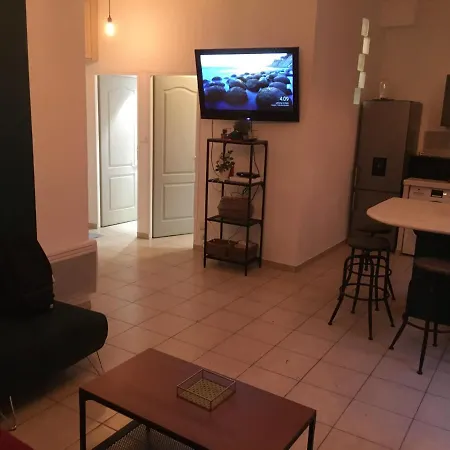 Terrasses Du Port 5 Mn, T2 Moderne Equipe 5 Couchages Marseille